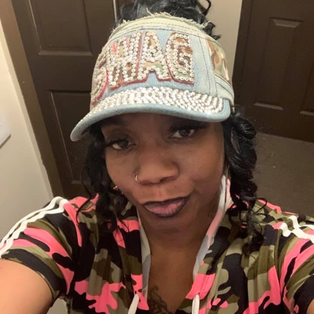 Meet your Posher, Shay